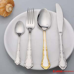 Dishwash safe stainless steel flatware set with gold plated