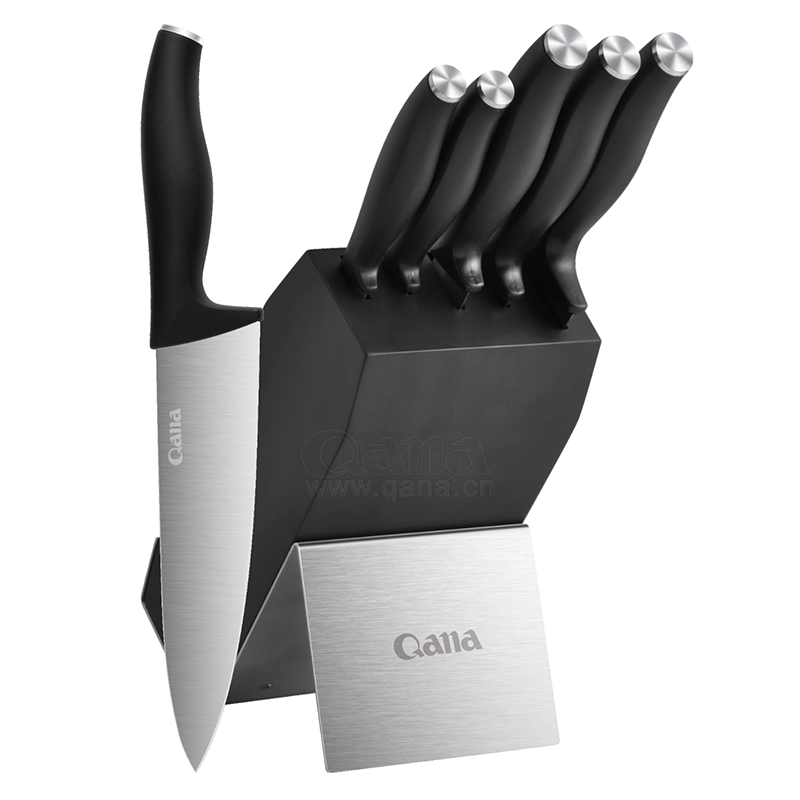 Set of knives