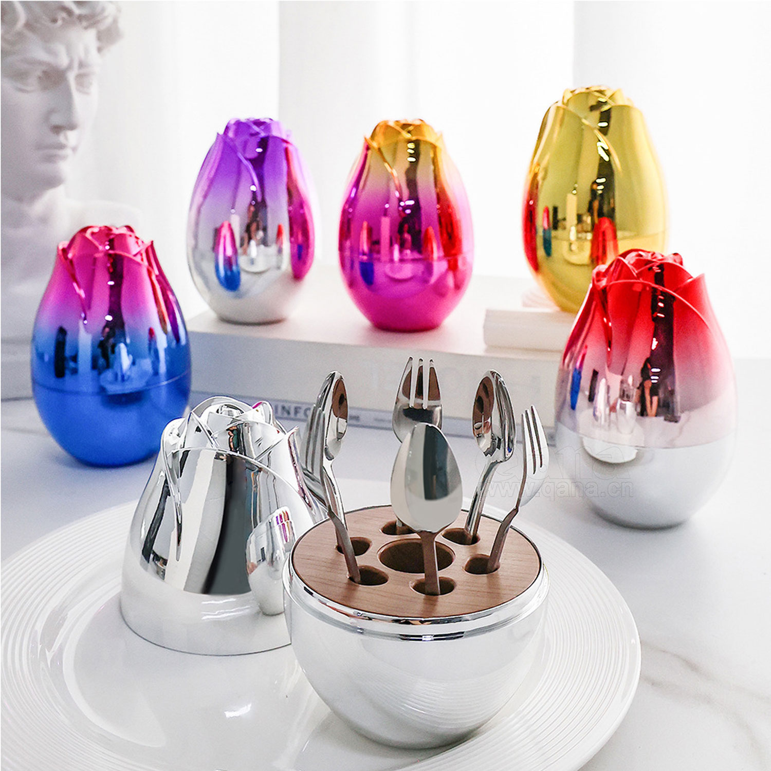 QANA OEM Plastic cutlery bucket